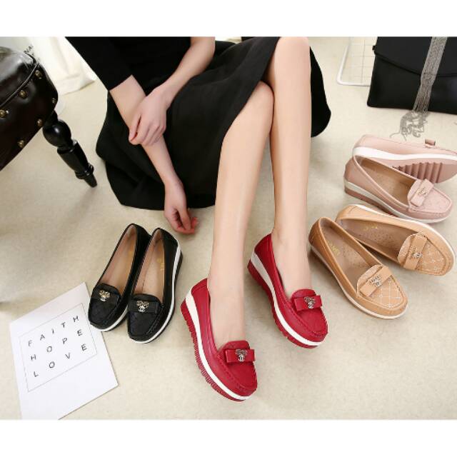 Sepatu chanel 0366-A120. ( A25)