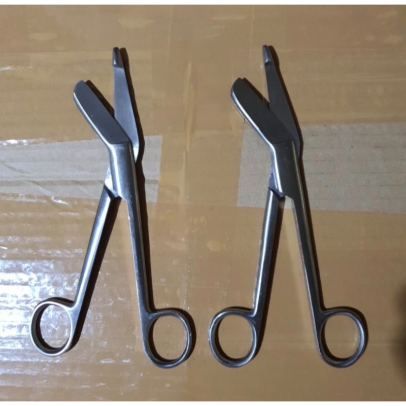 Gunting Verban Plester Kasa 18cm / Lister Plaster Scissors 18 cm