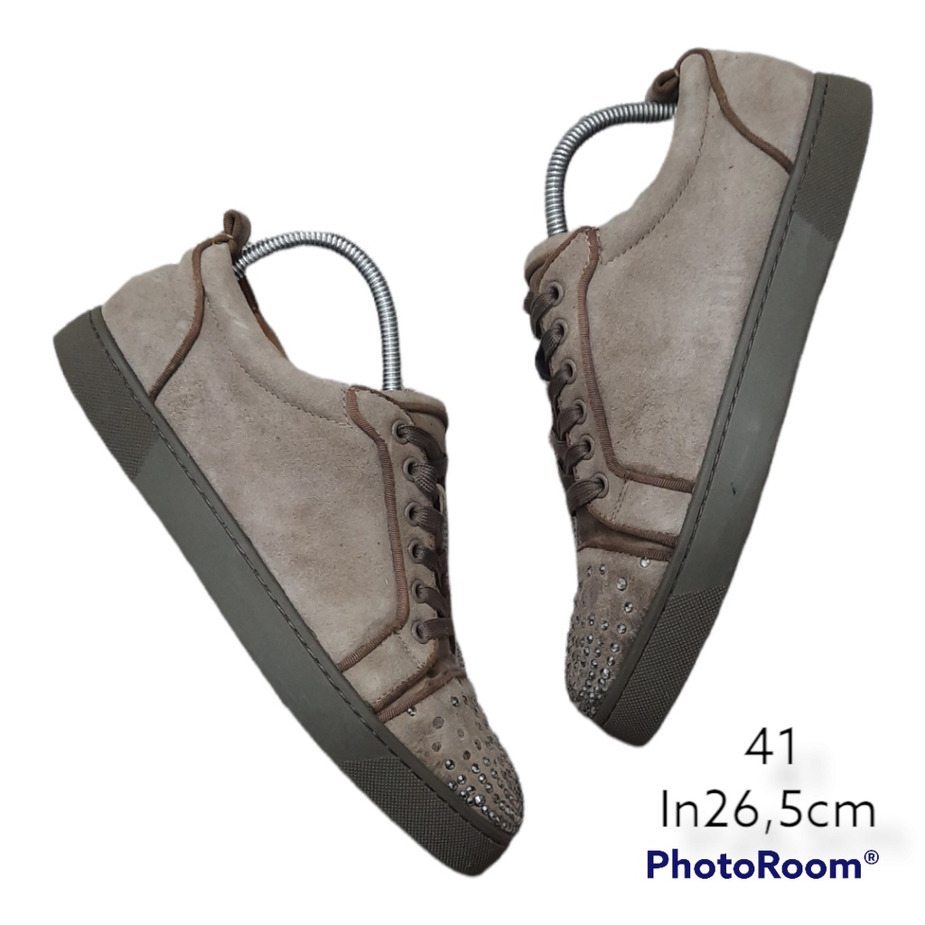 Sepatu Christian Louboutin Second Size 41