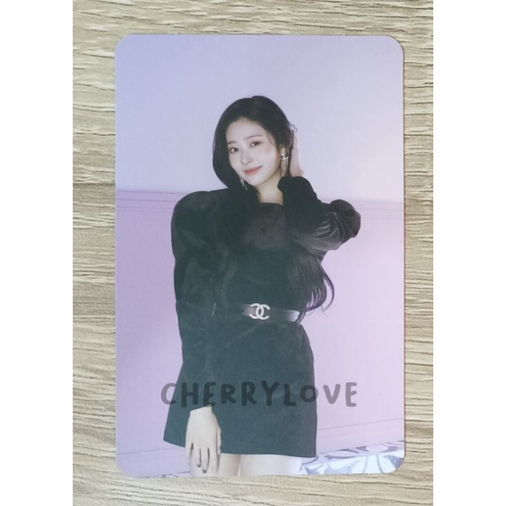 IZ*ONE ONE REELER AR PHOTOCARD MINJU SCENE 1