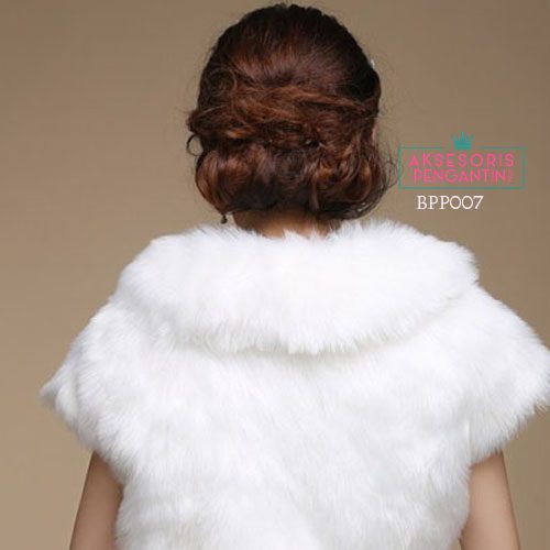 [READY STOCK] BOLERO BULU LENGAN PENDEK AKSESORIS PENGANTIN CARDIGAN PESTA BBP007