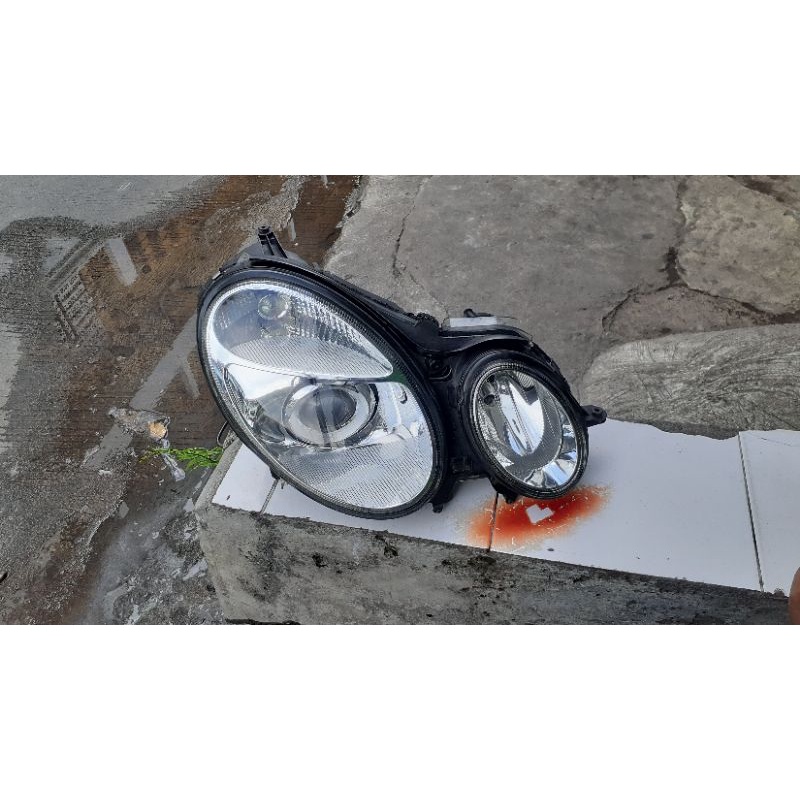 Headlamp Mercy W211 HID kanan original