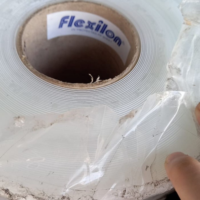 

BISA COD FIBER PELAPIS PENUTUP PAGAR TEBAL 1.2 MM POLOS TANPA MOTIF