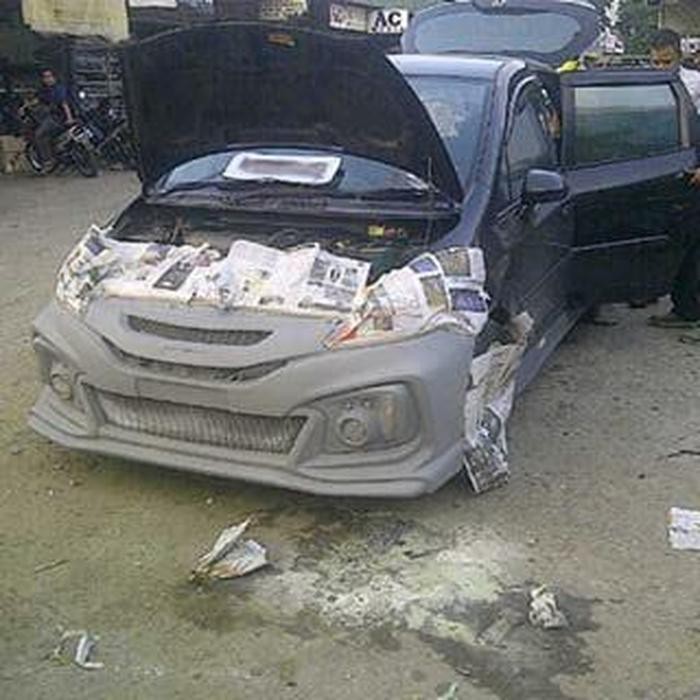 *Otomotif* Bodykit Jazz Lama 2005