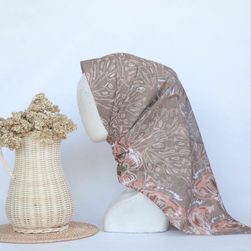 Katalog 2 VOAL MOTIF / HIJAB MOTIF SEGIEMPAT-18