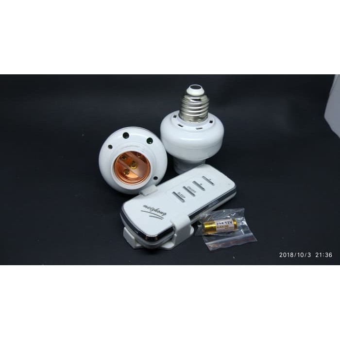 SPECIAL    Fitting Lampu dengan Remote Control.....1 Remote 2 fittings