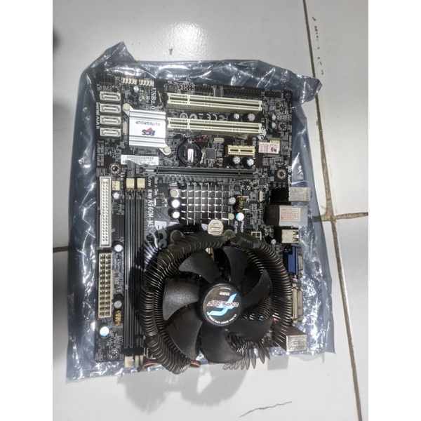 mobo am3+|| plus prosesor athlon x2 plus fan