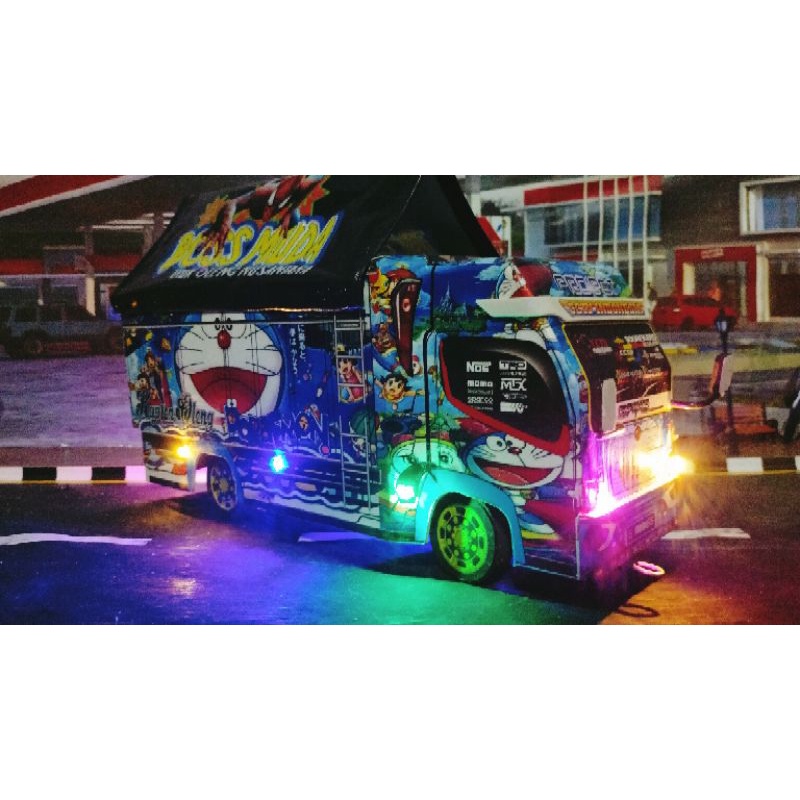 miniatur truk oleng Doraemon ukuran panjang 42cm full lampu bonus terpl