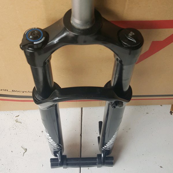 fork mtb / Fork 27.5 rockshox RECON RL Air travel 120 QR rebound