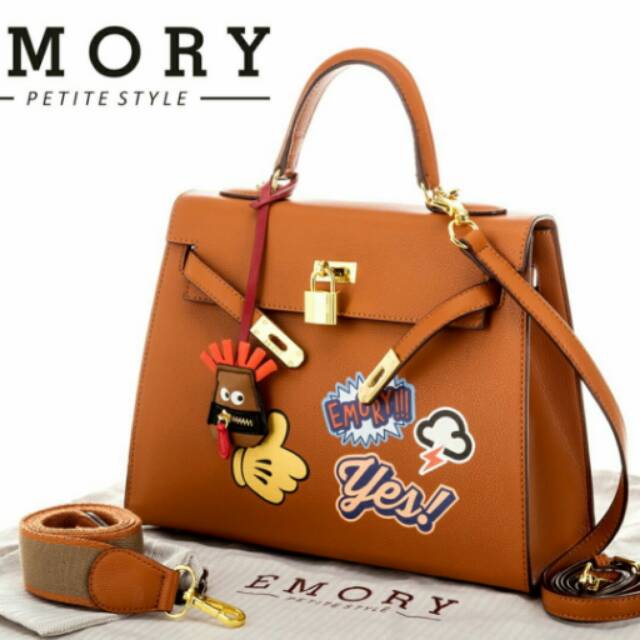 EMORY KELLY STYLE JEUNE