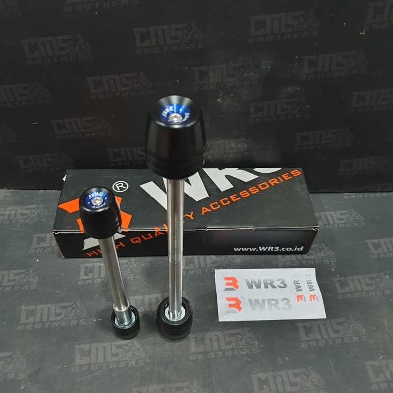 Axle Slider As Roda WR3 Kawasaki Ninja 150 RR Biru