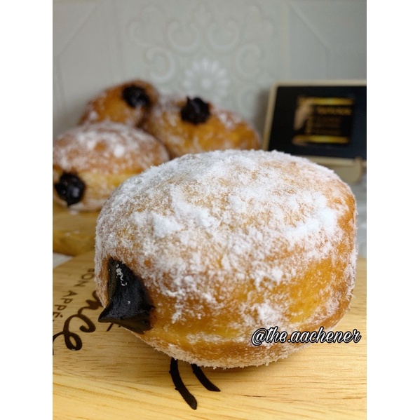 

Premium Bomboloni