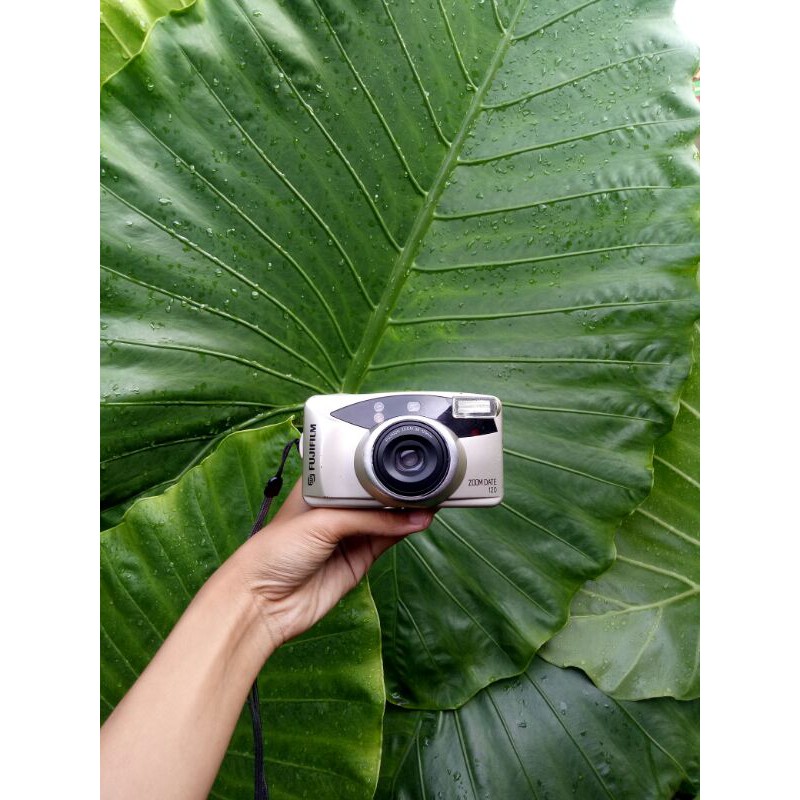 KAMERA ANALOG FUJIFILM ZOOM DATE 120