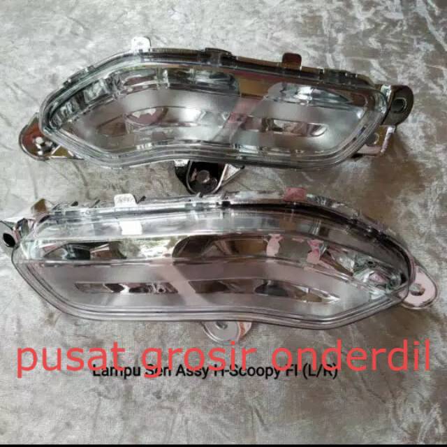 Lampu sein depan Honda Scoopy fi tahun 2013-2016