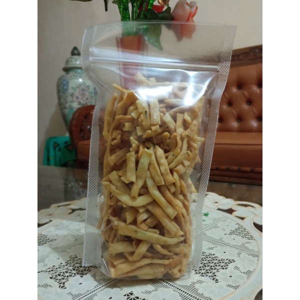 

kue bawang oma syafiq berat 120g