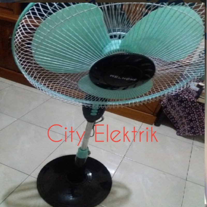 Kipas Angin Berdiri / Stand fan Welhome 1681 16 inch