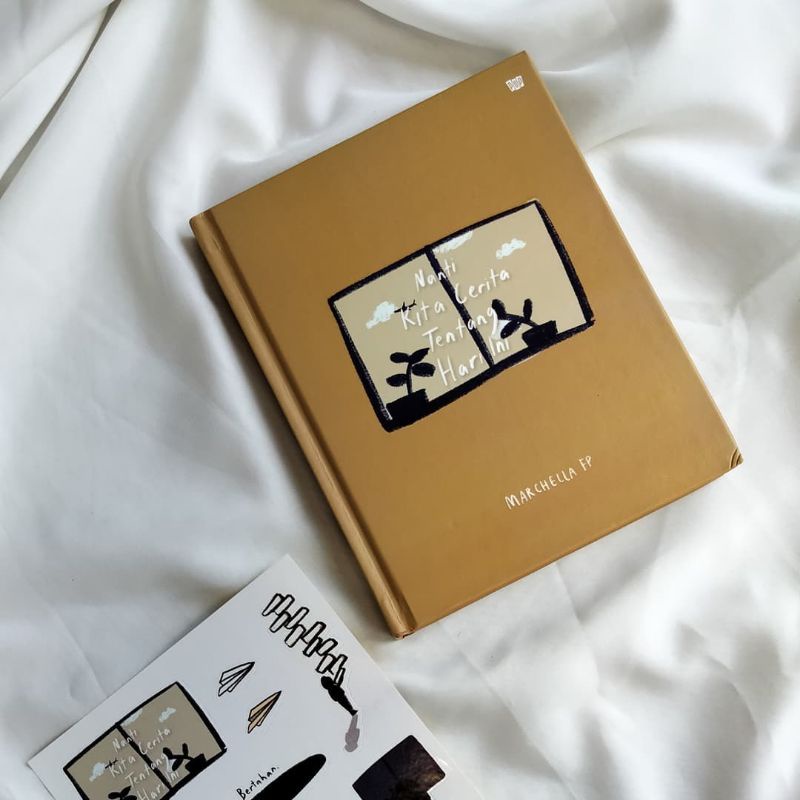 Hampers Buku NKCTHI bertanda tangan + Gift random