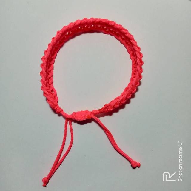 Gelang Tali Perusik Warna Pink