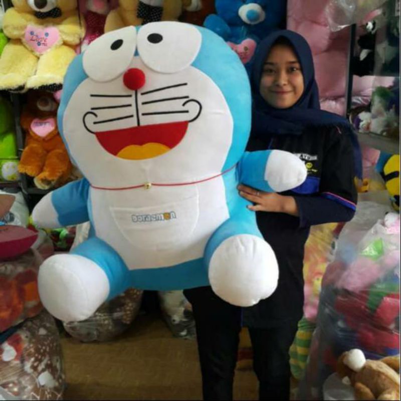 0Boneka doraemon jumbo / besar