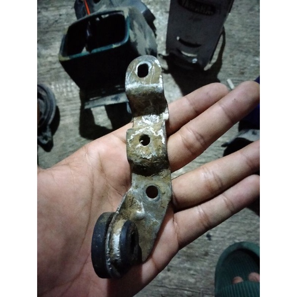 Bracket botol oli samping Yamaha RX-K RX-125 Original