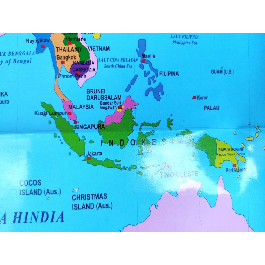 

YU Peta Dunia Lipat Politikal