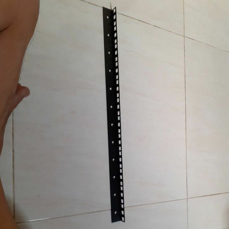 BESI SIKU RAK HARDCASE 12 U PLUS BAUT