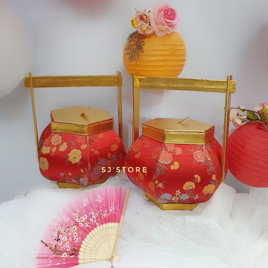 

Box Kue Parcel Imlek Bentuk Lampion