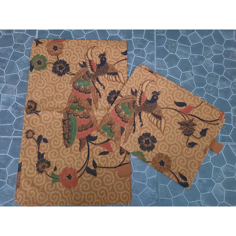 batik sogan colet / jarik sogan colet / jarik solo / jarik cabut colet / jarik wedding motif burung 