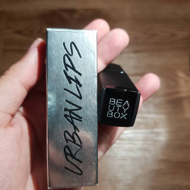 

Beauty box urbanlips empire state