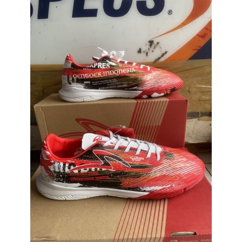 sepatu futsal specs lightspeed 3 ga22 in spesial garuda attack 2022