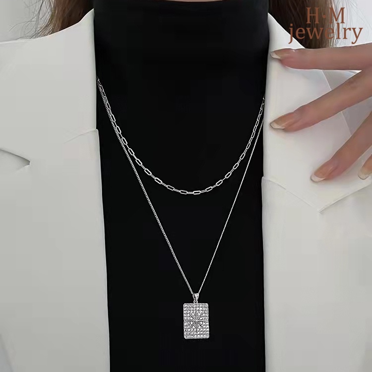 Kalung Double Layer Aksen Bintang Delapan Berlian