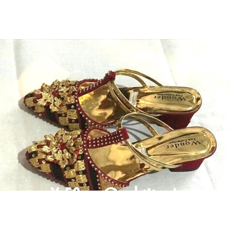 SENDAL/ SENDAL WANITA/ SENDAL TAPIS/ SELOP/ SEPATU/ SEPATU WANITA/ SENDAL PESTA/ WEDJES/ SELOP HAK T