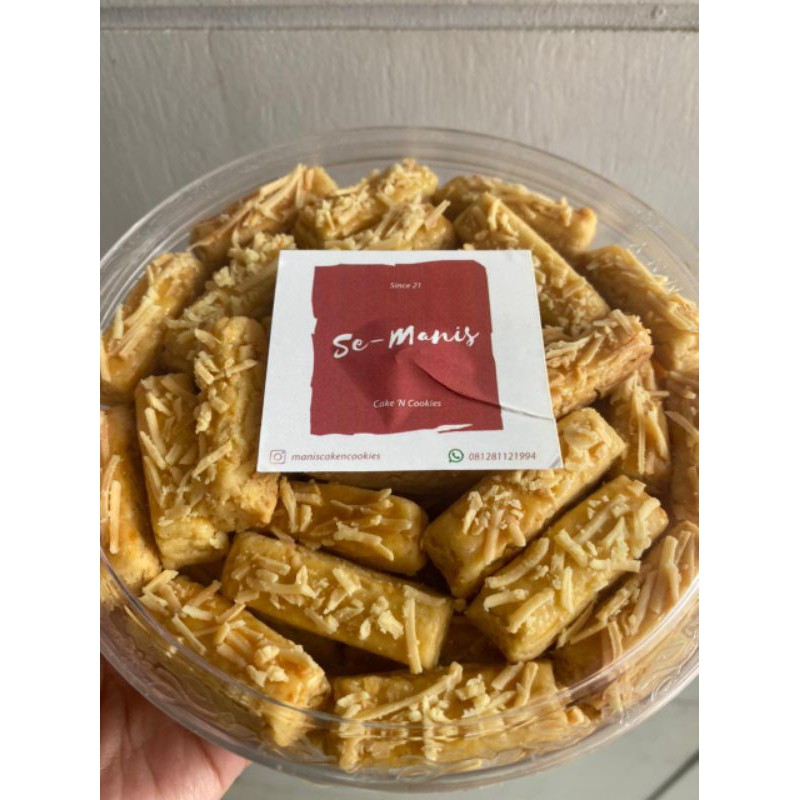

Kue kering Kastengel kue lebaran