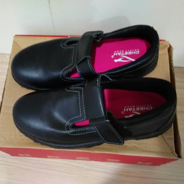 Cheetah safety shoes
