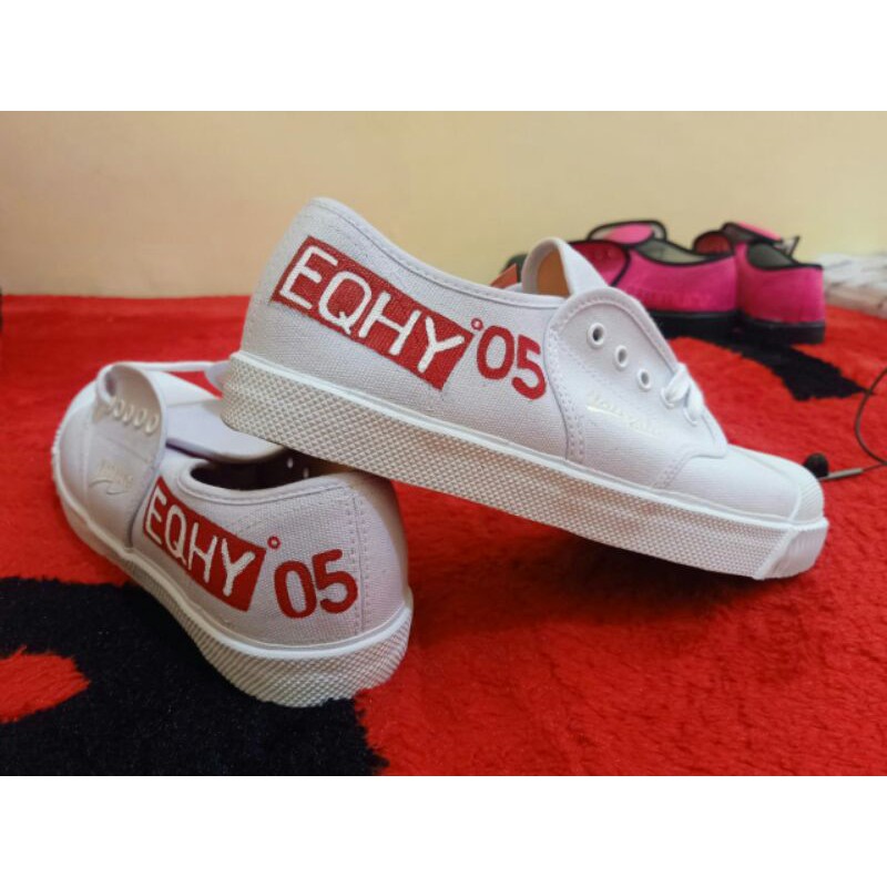 sepatu nanyang putih tulis nama