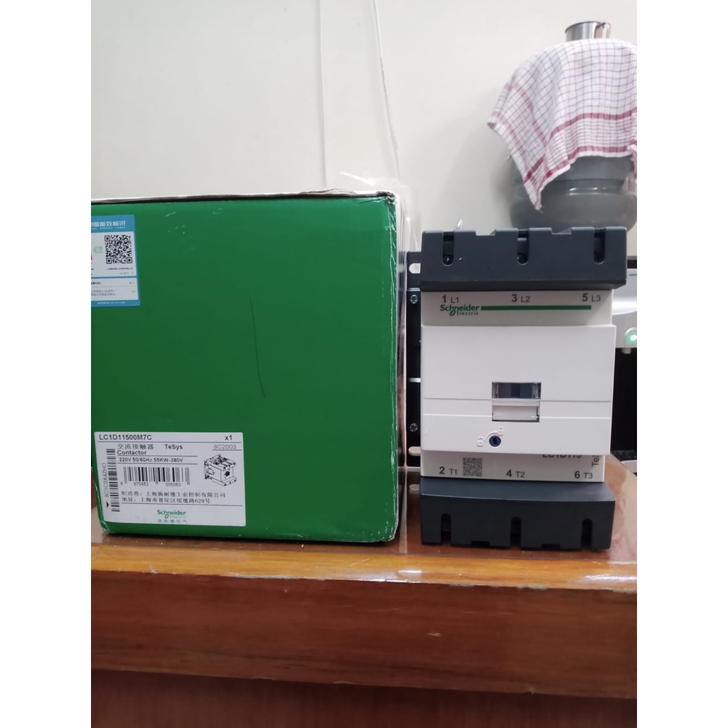 Kontaktor / Contactor schneider LC1D115M7 / LC1D115 220VAC/ LC1D115M7C