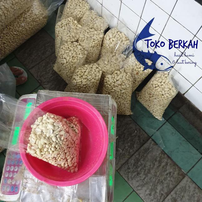 

★Best Seller★ Kacang Kupas Tuban Super 1kg / Kacang Tanah - KUPAS DISCOUNT
