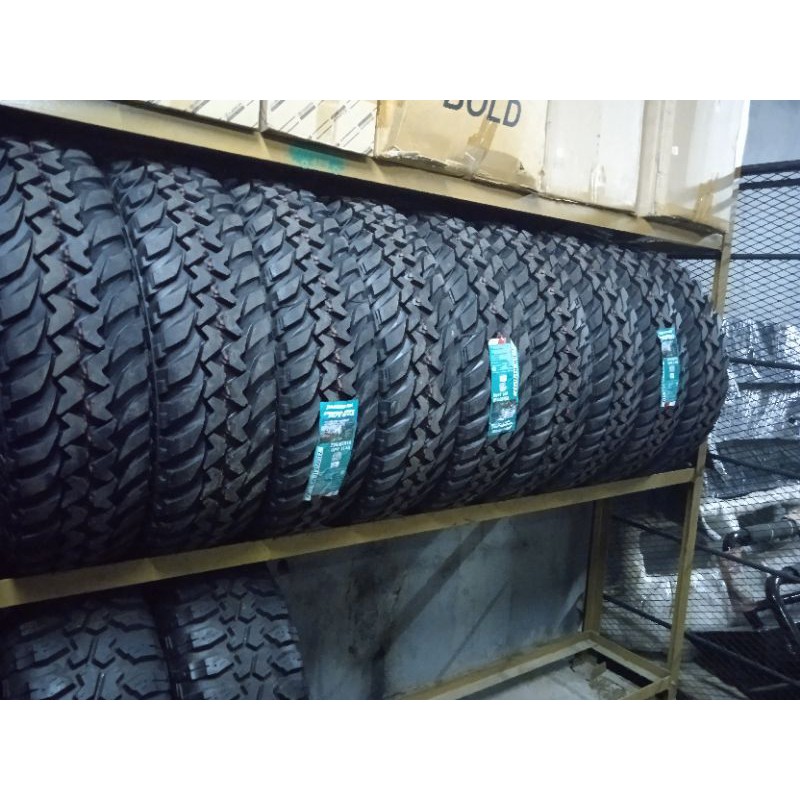 bridgestone Dueler mt 235 85 16