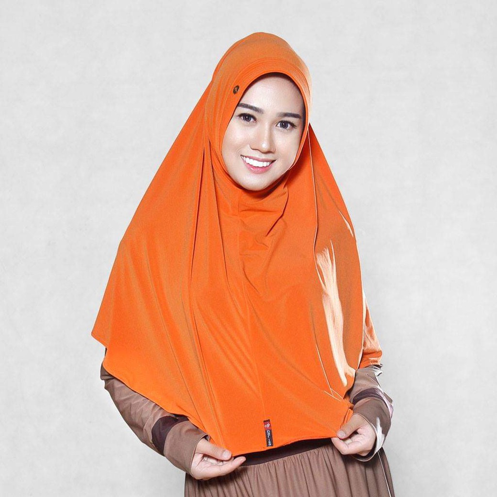 Jilbab Nafisa Shanum/Hijab Instan/Kerudung polos/berkualitas