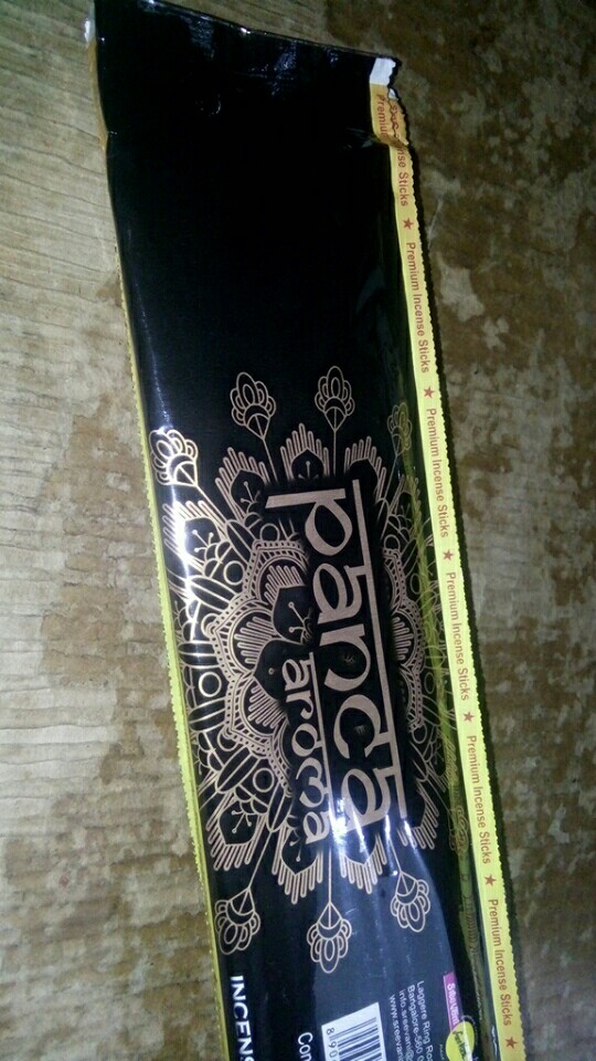 Dupa Renteng Panca Aroma / Bks