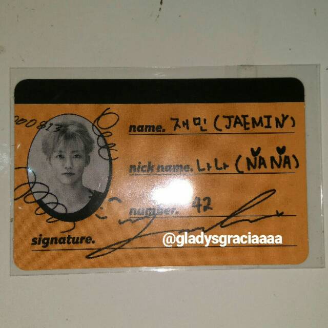 Crew card we go up jaemin
