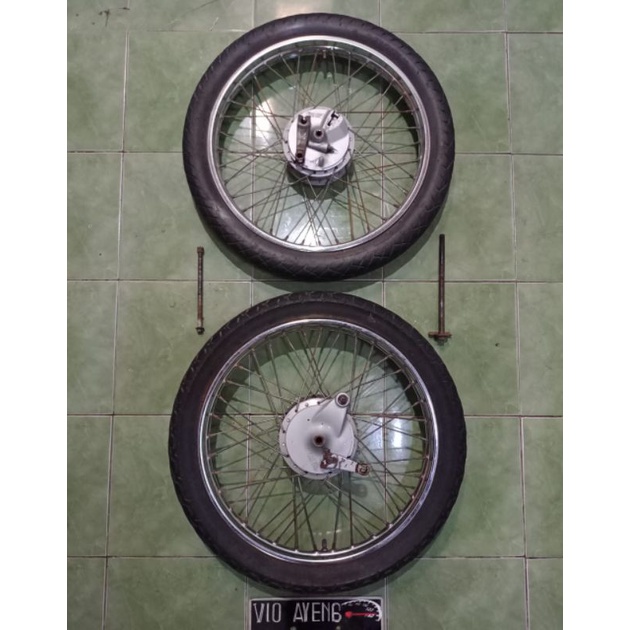 VELG Ban & Tromol Depan - Belakang Sett SUZUKI A100, Original SECCOND
