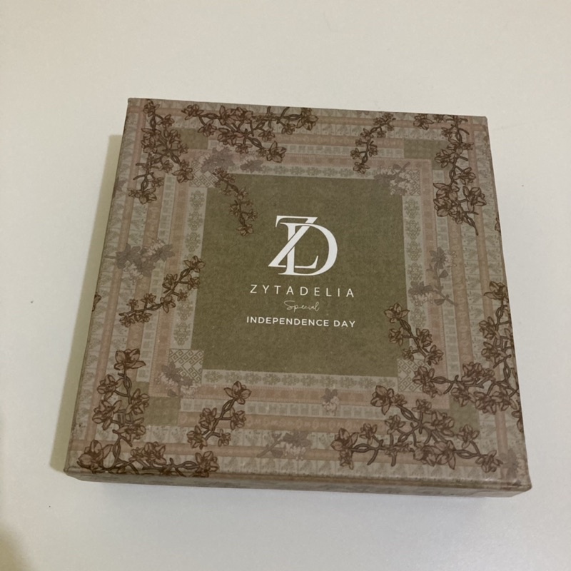 ZYTADELIA PAPUA SERIES "AMUNGMEG