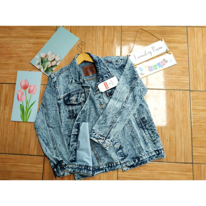 JAKET LEVIS PRIA DISTRO ORIGINAL