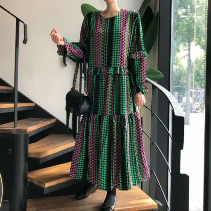 06630 pakaian Baju Maxi dress panjang tangan motif simpel elegan mewah Realpic terlaris terbaru impo