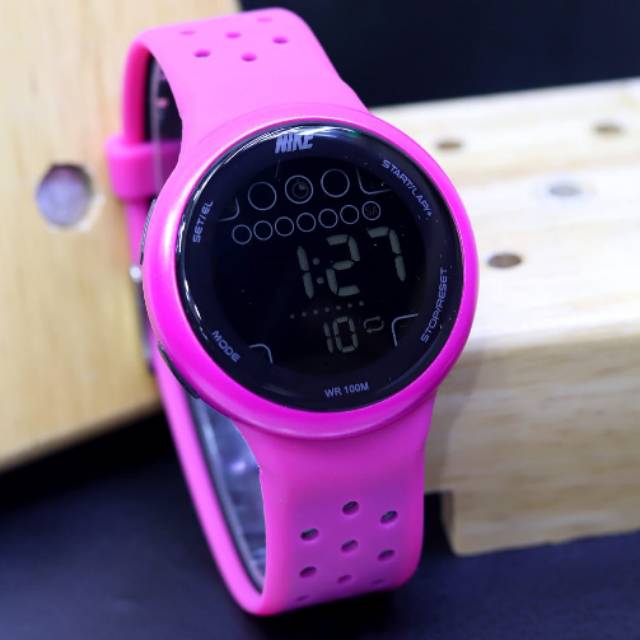 Jam Tangan Unisex Digital Nike Sport