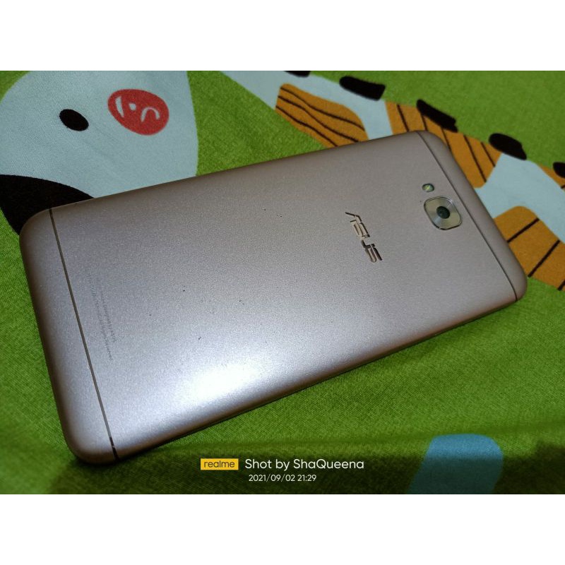 ASUS Zenfone 4 Selfie SECOND