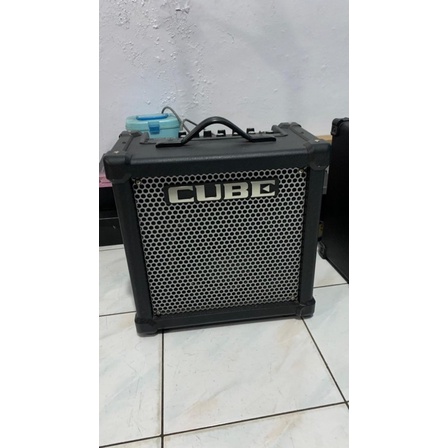AMPLI GITAR - ROLAND CUBE 20GX