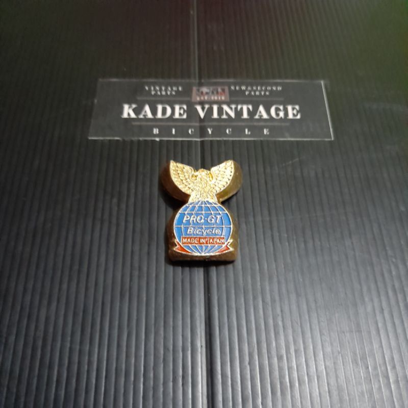 Emblem Pro GT Japan original vintage part OSBMX old school BMX sepeda balap jadul totokan peneng