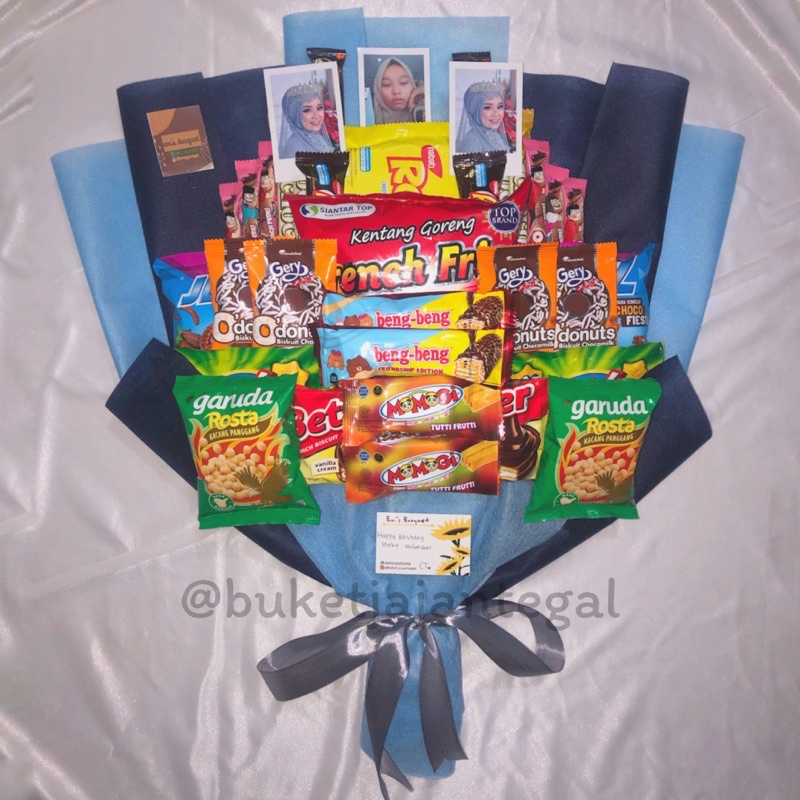 Bouquet Jajan / Buket Jajan / Bucket Jajan / Kado Wisuda / Kado Ultah / Kado Anniv